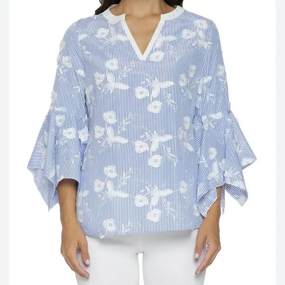 Lysse Meadow Blouse Blue and White